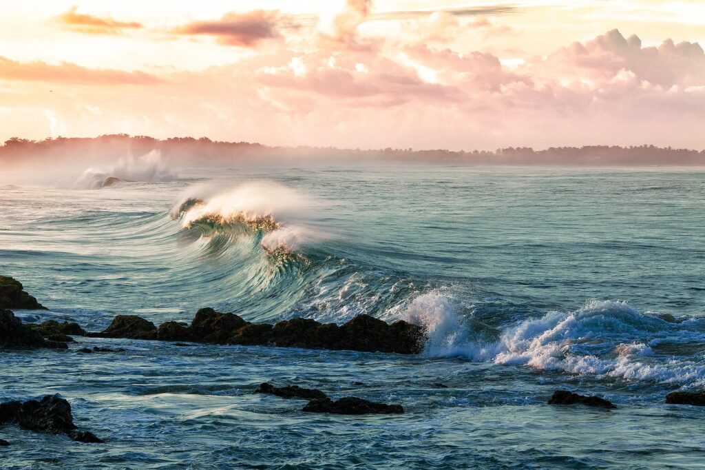 coast, waves, beach, ocean, sea, seascape, ocean waves, horizon, clouds, sky, sunset, spray, nature, tropical