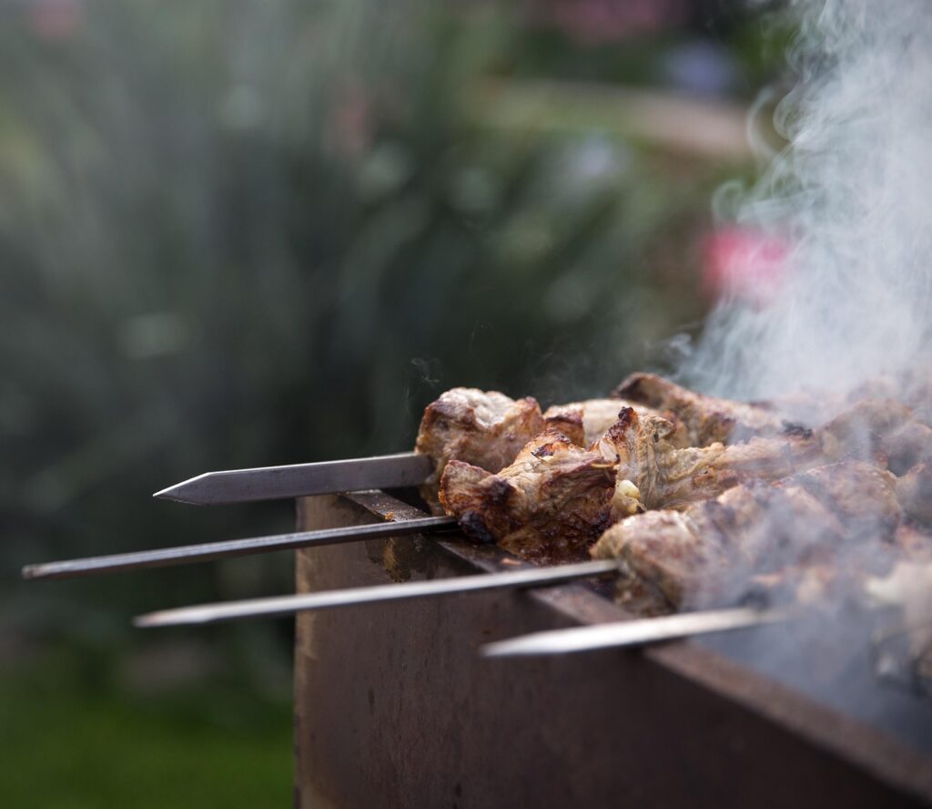 food, barbecue, beef, grill, bbq, grilling, cooking, char-grilled, chop, close-up, coal, dish, dinner, outdoors, smoke