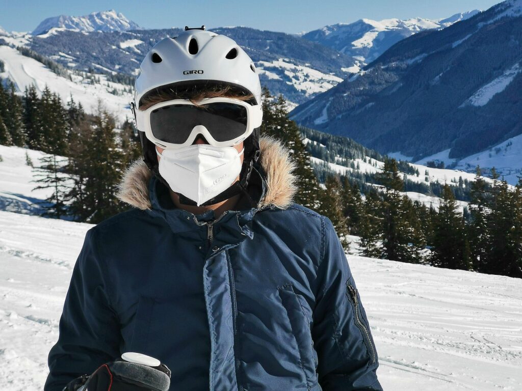 skier, winter, mask, ffp2, face mask, mouth protection, nature, helmet, portrait, snow, skiing, winter sports, ski area