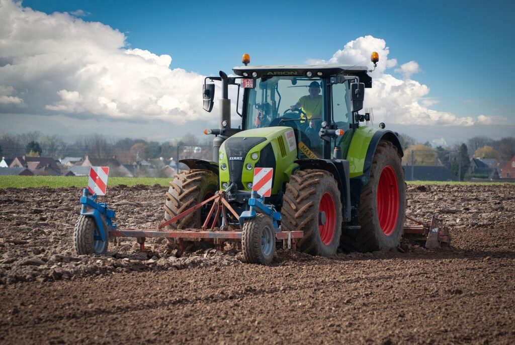 tractor, agricultural, rural, vehicle, farm, engine, field, tillage, tractor, tractor, tractor, tractor, tractor