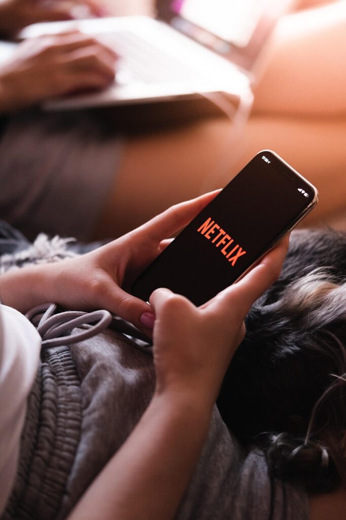 girl, smartphone, netflix, app, streaming, movies, series, hobby, netflix, netflix, netflix, netflix, netflix
