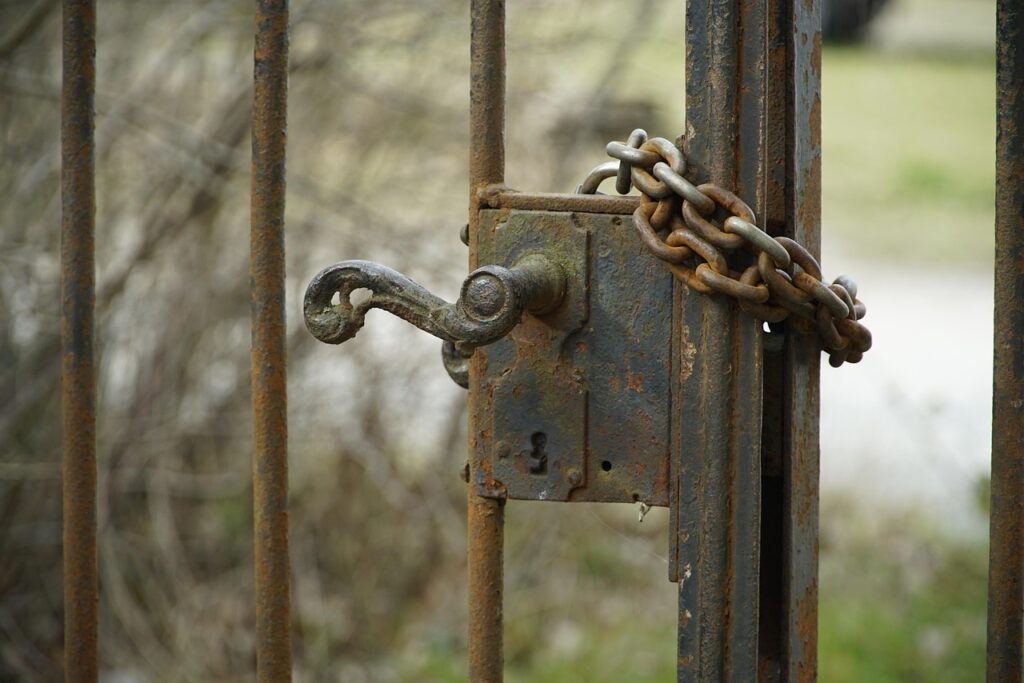door handle, handle, metal, gate, chain