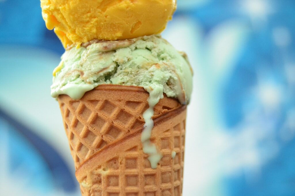 ice cream, summer, cornet, cone, scoop, ice, nature, sweet, dessert
