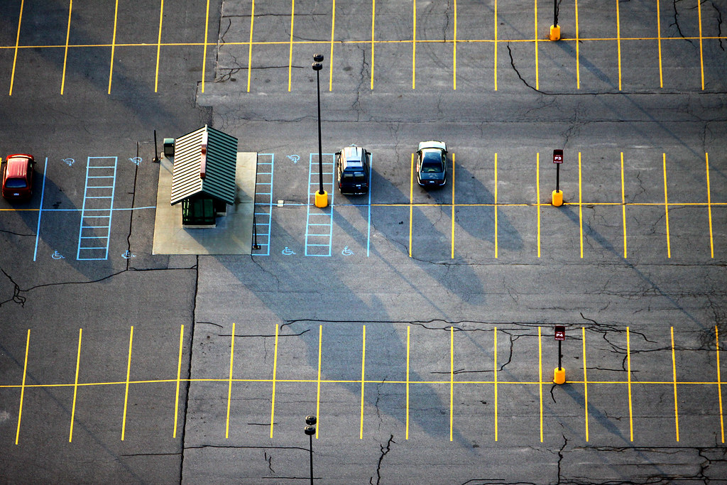 Unlock Driving Confidence: Master Parallel Parking Without a Backup Camera, According to Safety Instructors