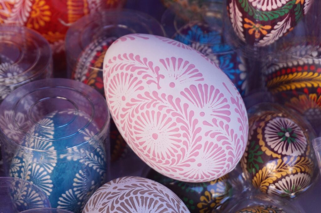 easter, eggs, decoration, waxed eggs, colored eggs, the tradition of, decorative, closeup, design, ornaments, handicraft, waxing, easter eggs, easter egg, hand crafts, blown eggs