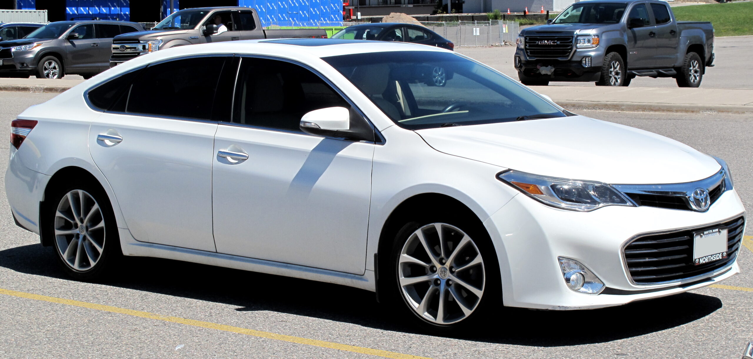 TOYOTA AVALON
