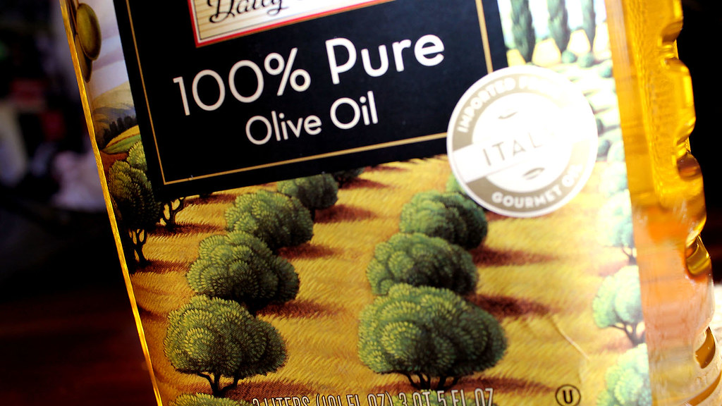 Cook Wiser, Age Slower: Cardiologists Reveal the 8 Oils Your Heart Doesn’t Love