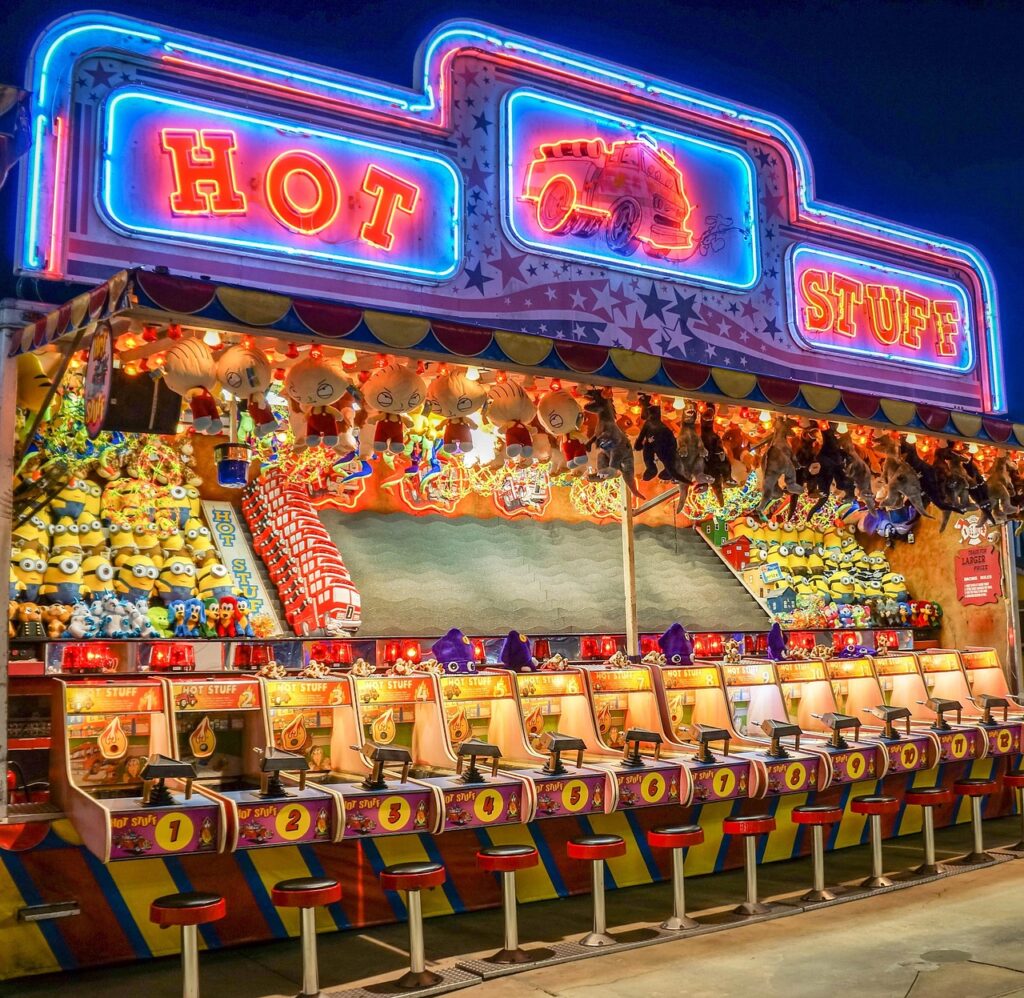 arcade, game, amusement park, night, lights, play, gaming, leisure, fun, entertainment, lifestyle, arcade, arcade, arcade, arcade, arcade