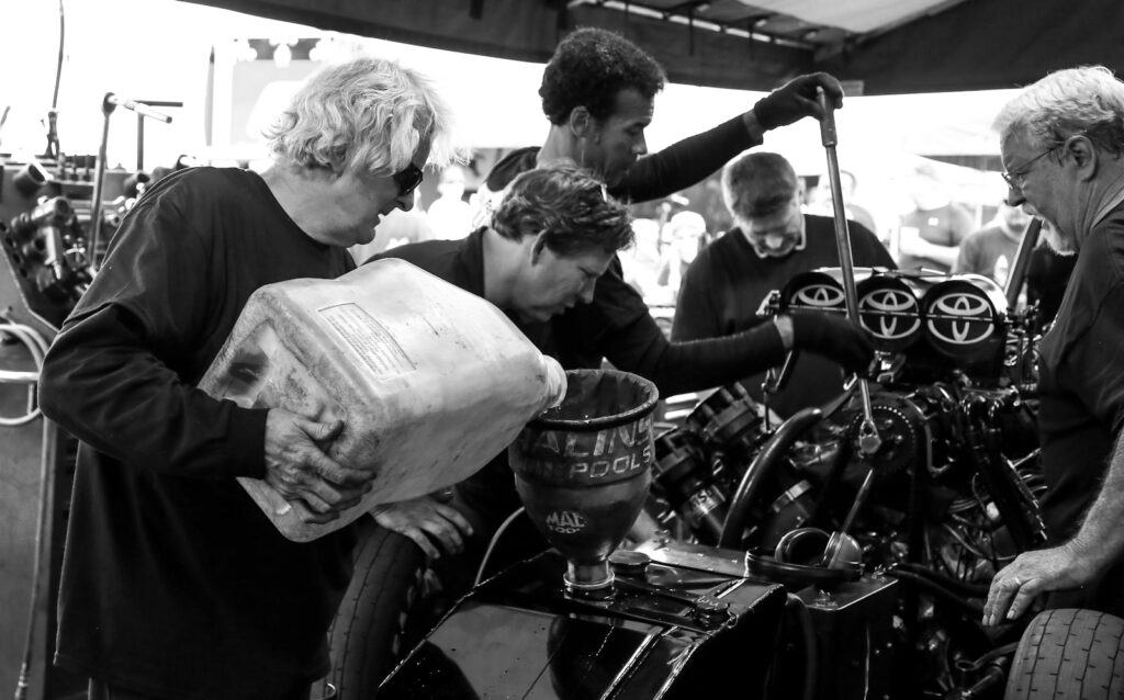 Beyond the Wrench: How 11 Technologies Transformed Auto Repair, Leaving Simple Mechanics ‘Off the Grid’