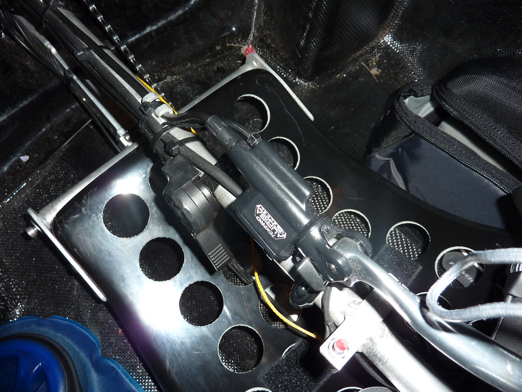The Unstoppable Shift: Deconstructing Why the Manual Parking Brake Is Fading in New Cars