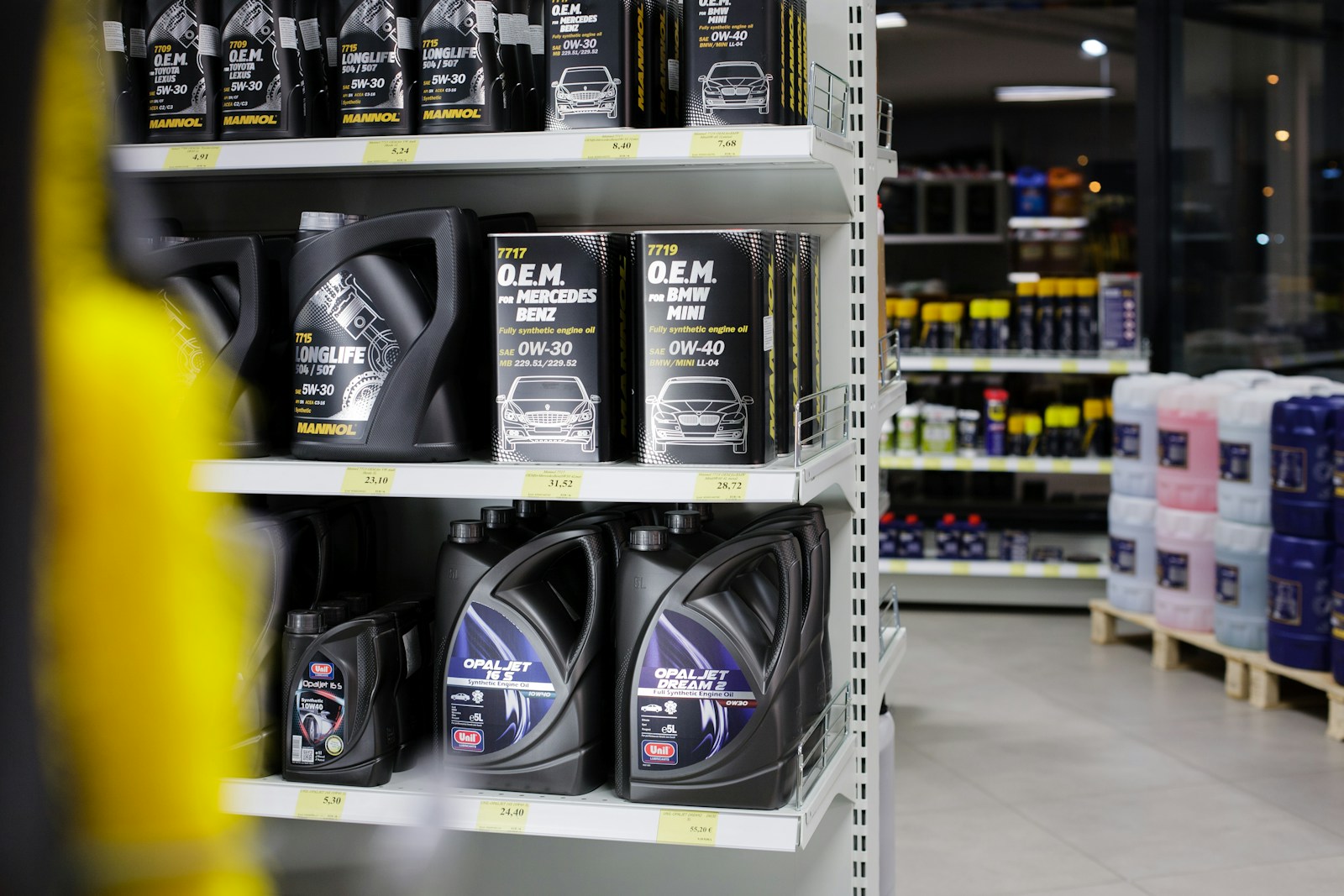 Unlock the Best Price on a Full Synthetic Oil Change: Your Ultimate Lifehacker’s Guide