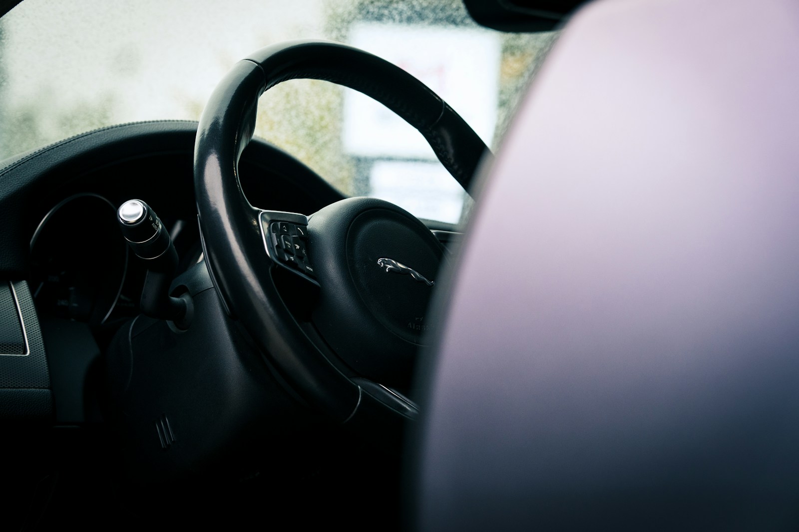 a close up of a steering wheel